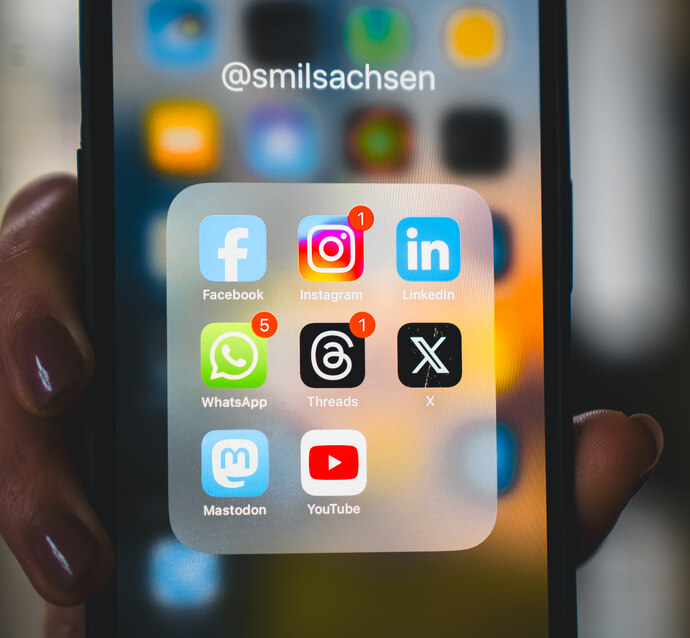 Apps in denen das SMIL Social Media Kanäle betreibt